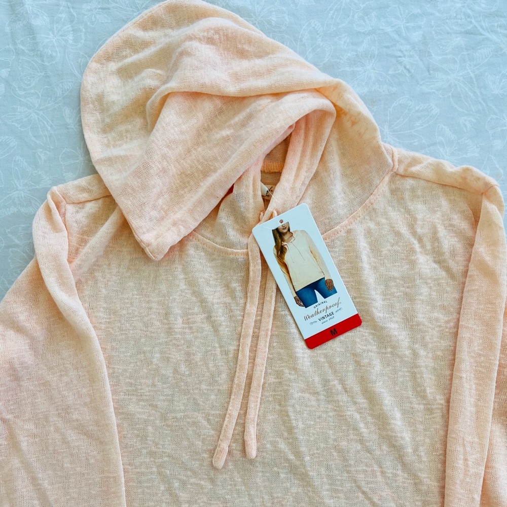 NWT Women’s Lightweight Peach Kangaroo Hoodie